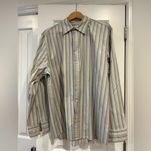 Calvin Klein men’s button down shirt